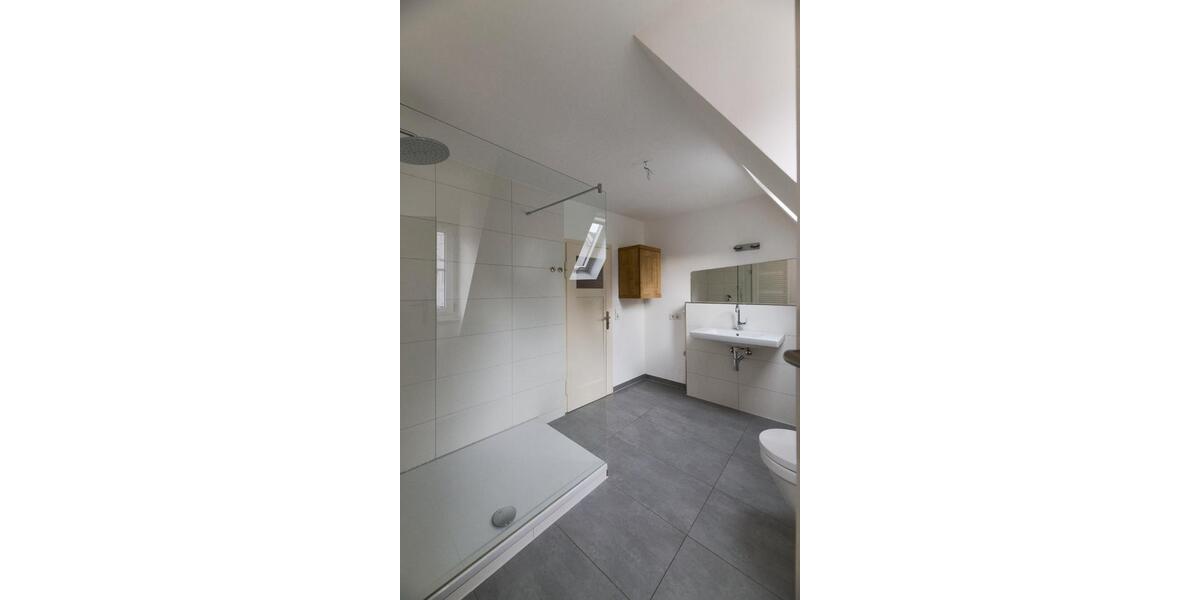 Maisonettenwohnung Sindelfingen - 3.5 Zimmer, 83 m&sup2;, 349.000&euro; | Angebot:26552526