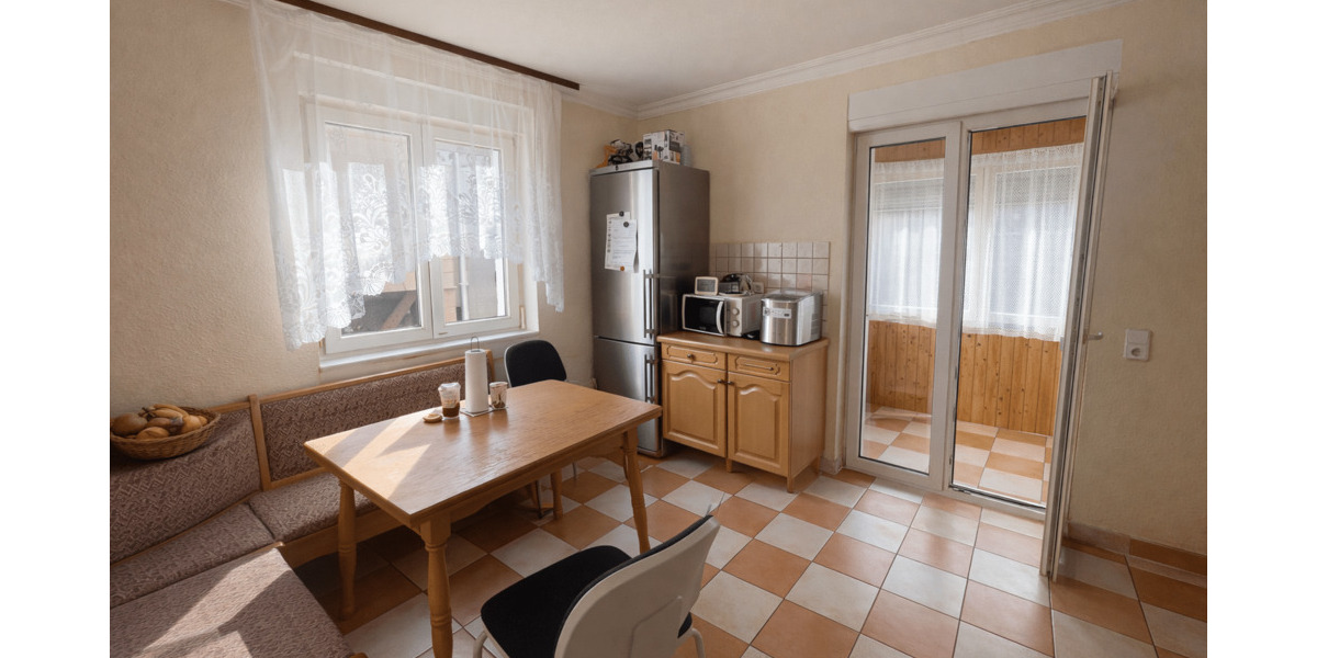 Mehrfamilienhaus, Wohnhaus Keltern- Ellmendingen Ellmendingen - 9 Zimmer, 260 m&sup2;, 549.000&euro; | Angebot:26545331