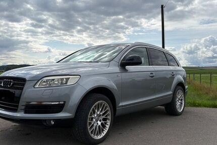 Audi Q7 198.000 km 8.900 € Eppingen 75031