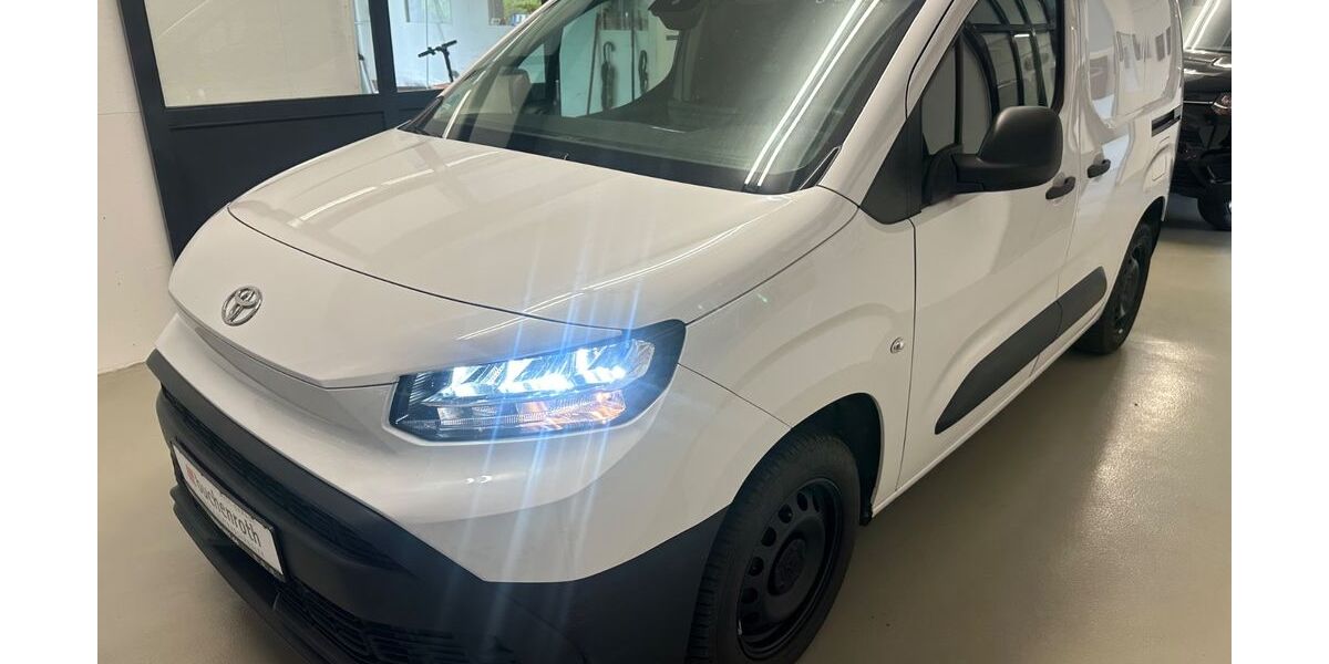 Toyota Proace City 76.792 km 13.690 &euro; LEONBERG 71229