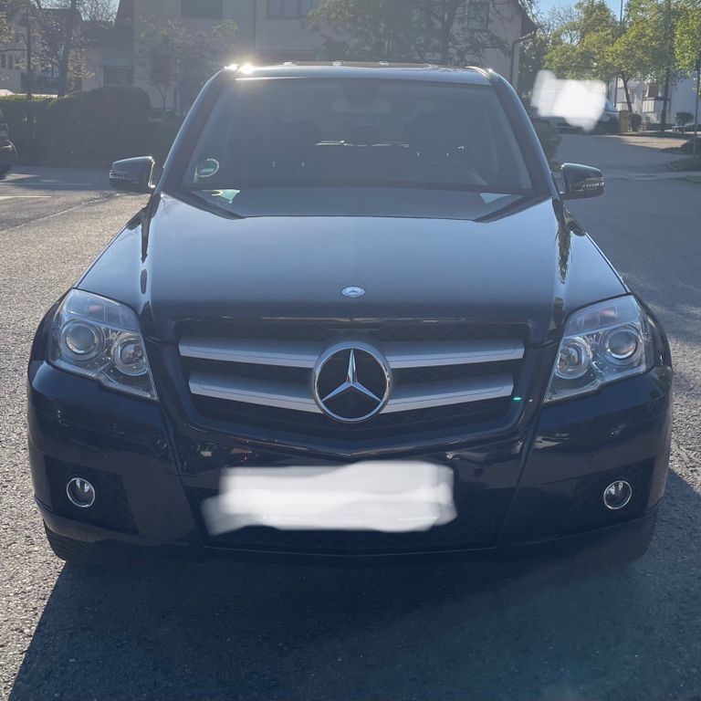 Mercedes-Benz GLK 300 159.000 km 12.800 € Ostelsheim 75395