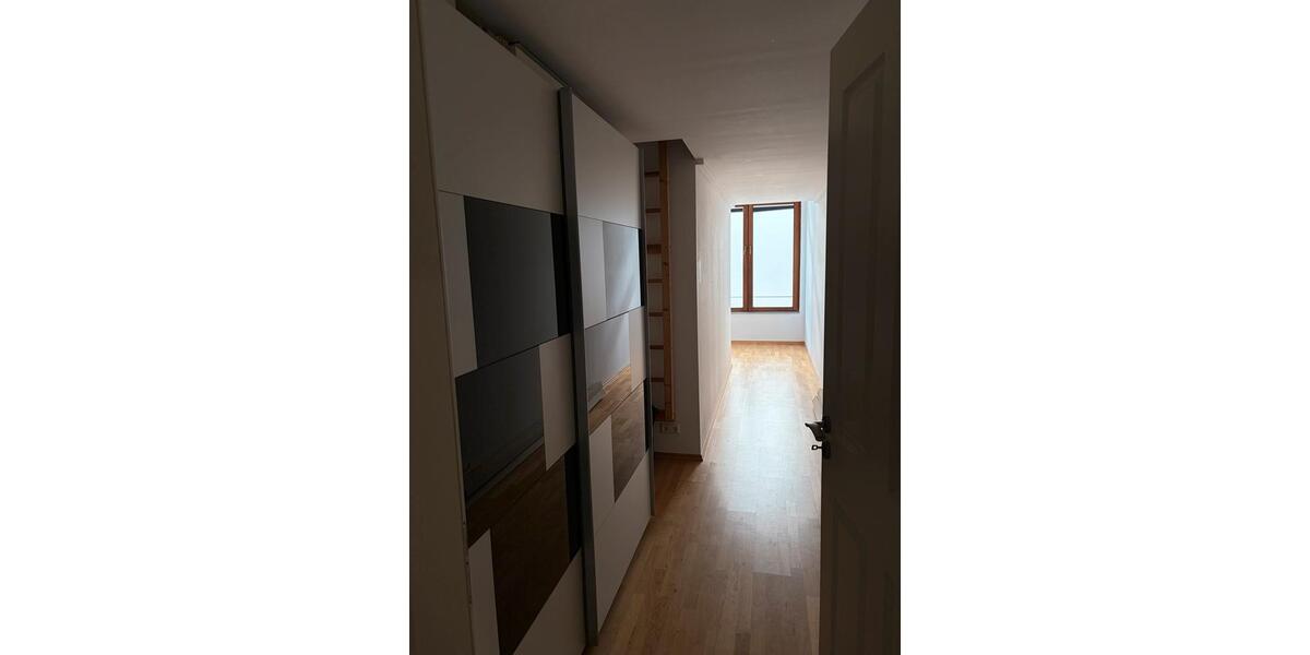 Hochparterre Pforzheim Weststadt - 3 Zimmer, 120 m&sup2;, 1.150&euro; | Angebot:26162893