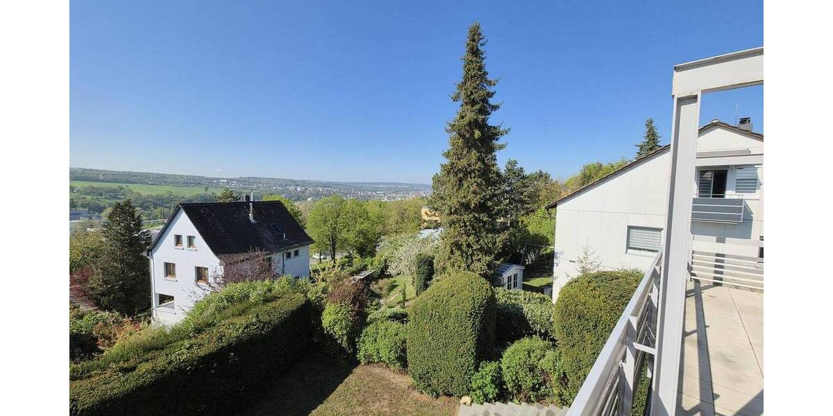 Bungalow Pforzheim Nordstadt - 6 Zimmer, 171 m&sup2;, 2.200&euro; | Angebot:26277512