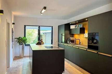 Haus Karlsruhe Daxlanden - 9 Zimmer, 360 m&sup2;, 1.100.000&euro; | Angebot:26942748