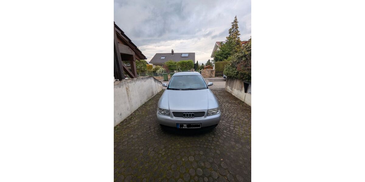 Audi A3 127.493 km 2.200 &euro; Engelsbrand 75331