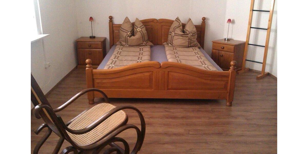 Mehrfamilienhaus, Wohnhaus Bad Wildbad - 8 Zimmer, 240 m&sup2;, 315.000&euro; | Angebot:26210693
