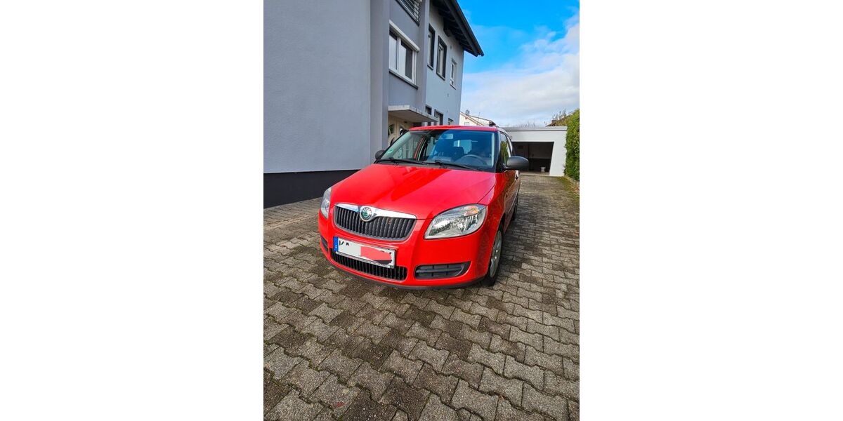 Skoda Fabia 86.300 km 4.700 &euro; Ettlingen 76275