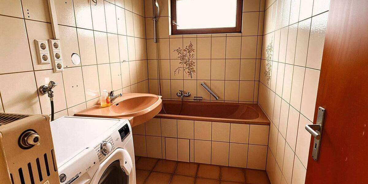 Einfamilienhaus Pforzheim Südweststadt - 7 Zimmer, 230 m&sup2;, 395.000&euro; | Angebot:25748633