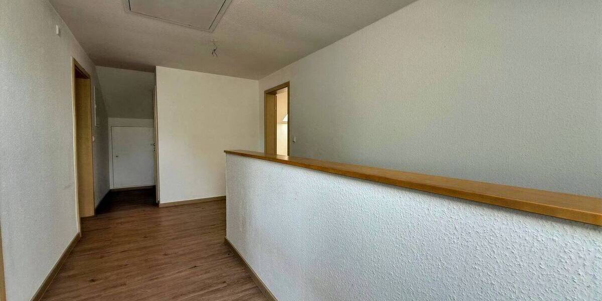 Mehrfamilienhaus, Wohnhaus Oberderdingen - 7 Zimmer, 175 m&sup2;, 595.000&euro; | Angebot:26918147
