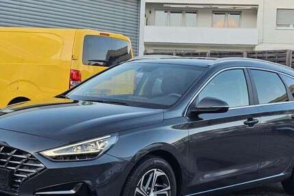 Hyundai i30 27.459 km 19.950 € Leonberg 71229