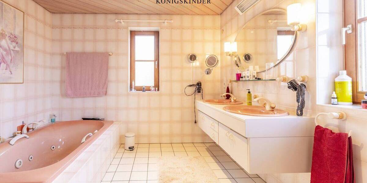 Einfamilienhaus Althengstett / Neuhengstett Neuhengstett - 6 Zimmer, 210 m&sup2;, 849.000&euro; | Angebot:25677276