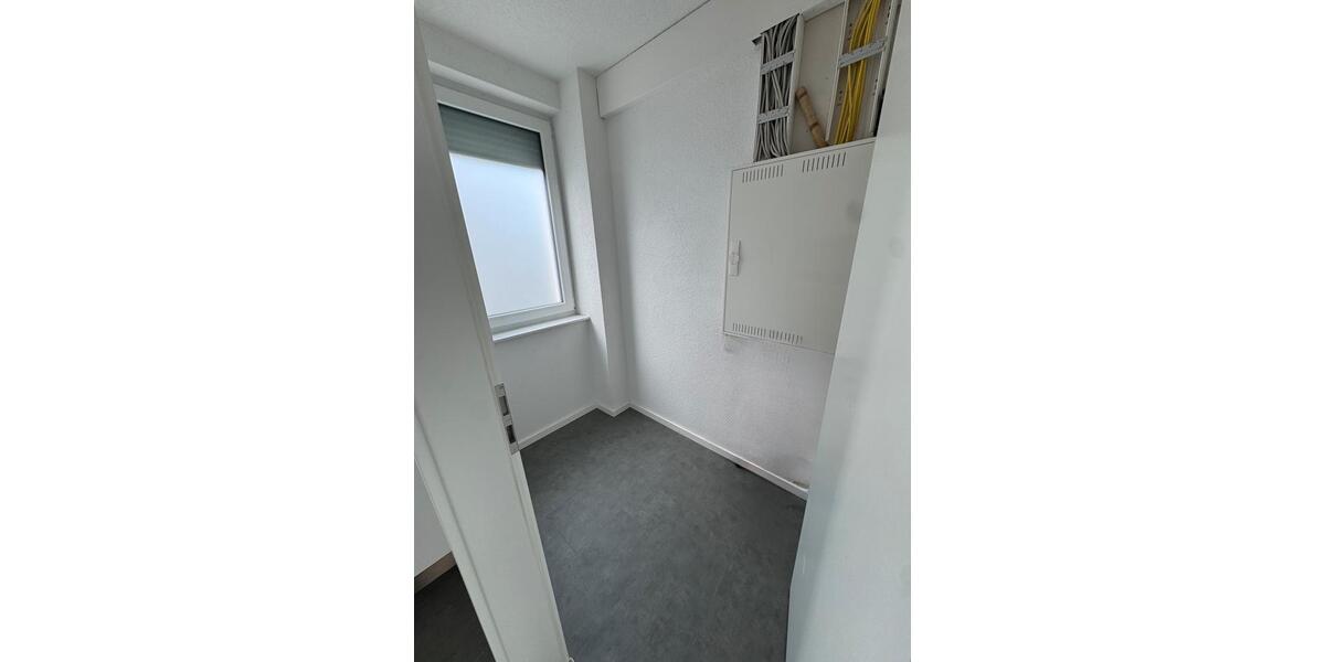Erdgeschoßwohnung Sulzfeld - 4 Zimmer, 110 m&sup2;, 1.290&euro; | Angebot:24514652
