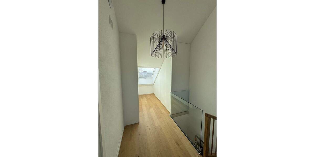 Doppelhaushälfte Renningen Malmsheim - 6 Zimmer, 226 m&sup2;, 2.850&euro; | Angebot:25718910