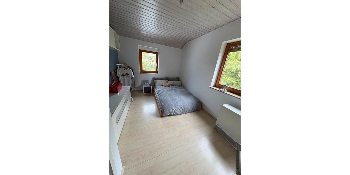 Dachgeschoßwohnung Karlsbad - 3.5 Zimmer, 95 m&sup2;, 299.000&euro; | Angebot:27243203