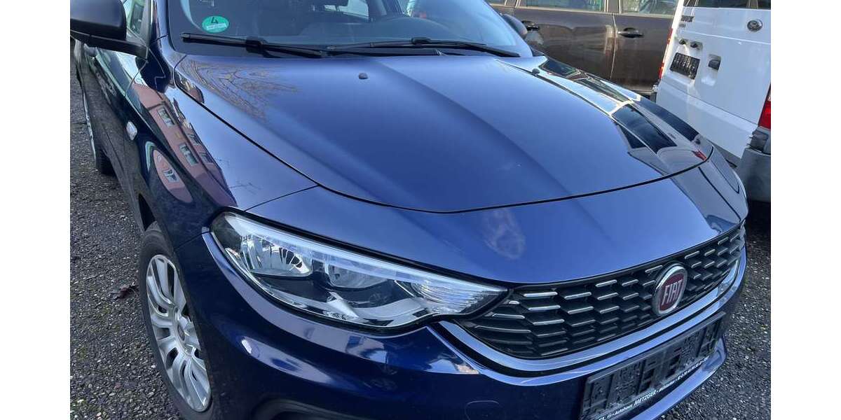 Fiat Tipo 44.000 km 9.650 &euro; Vaihingen 71665