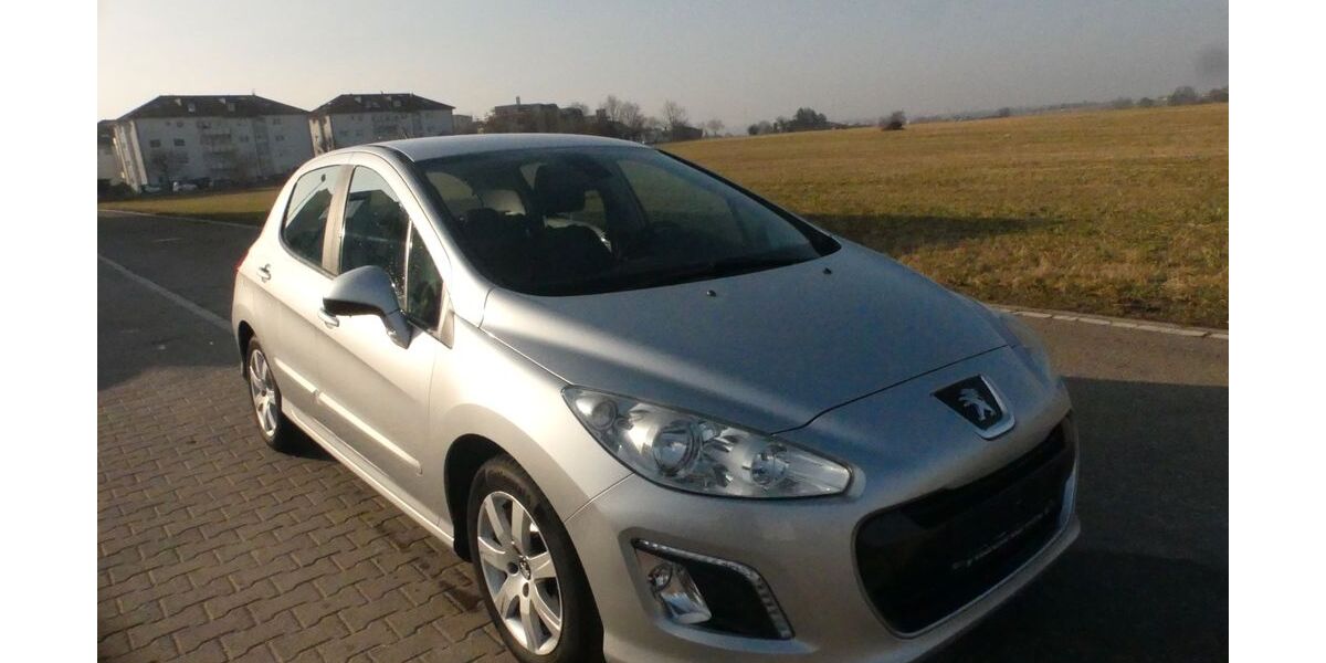 Peugeot 308 119.000 km 4.700 &euro; Gerlingen 70839