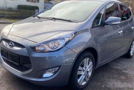Hyundai ix20 108.000 km 7.999 &euro; Calw 75365