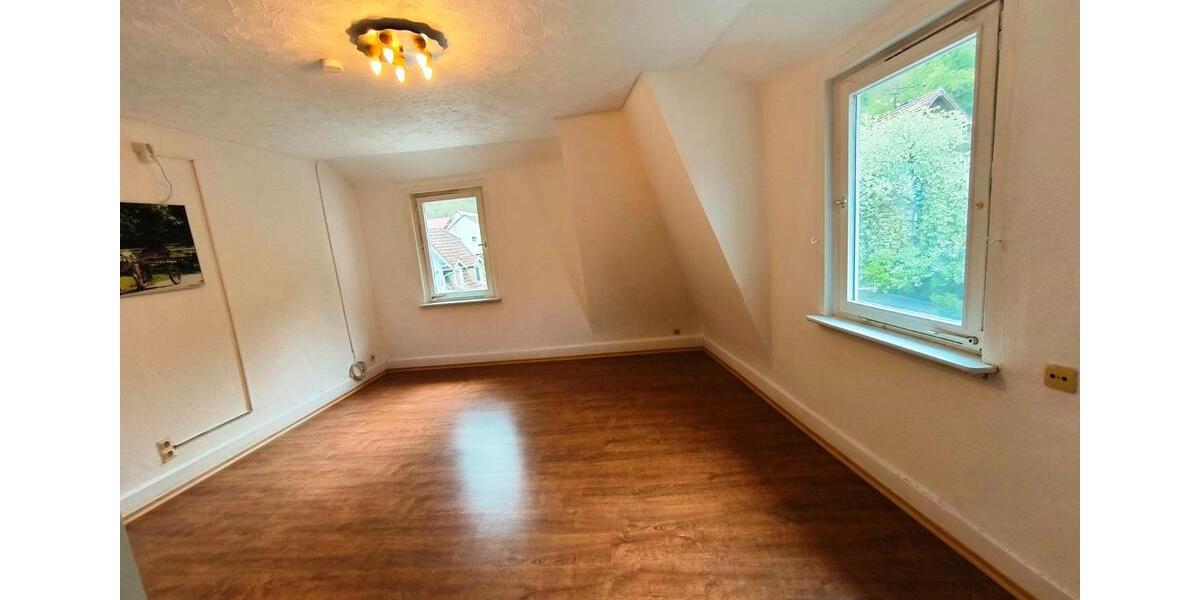 Mehrfamilienhaus, Wohnhaus Bad Wildbad - 8 Zimmer, 240 m&sup2;, 315.000&euro; | Angebot:26210693
