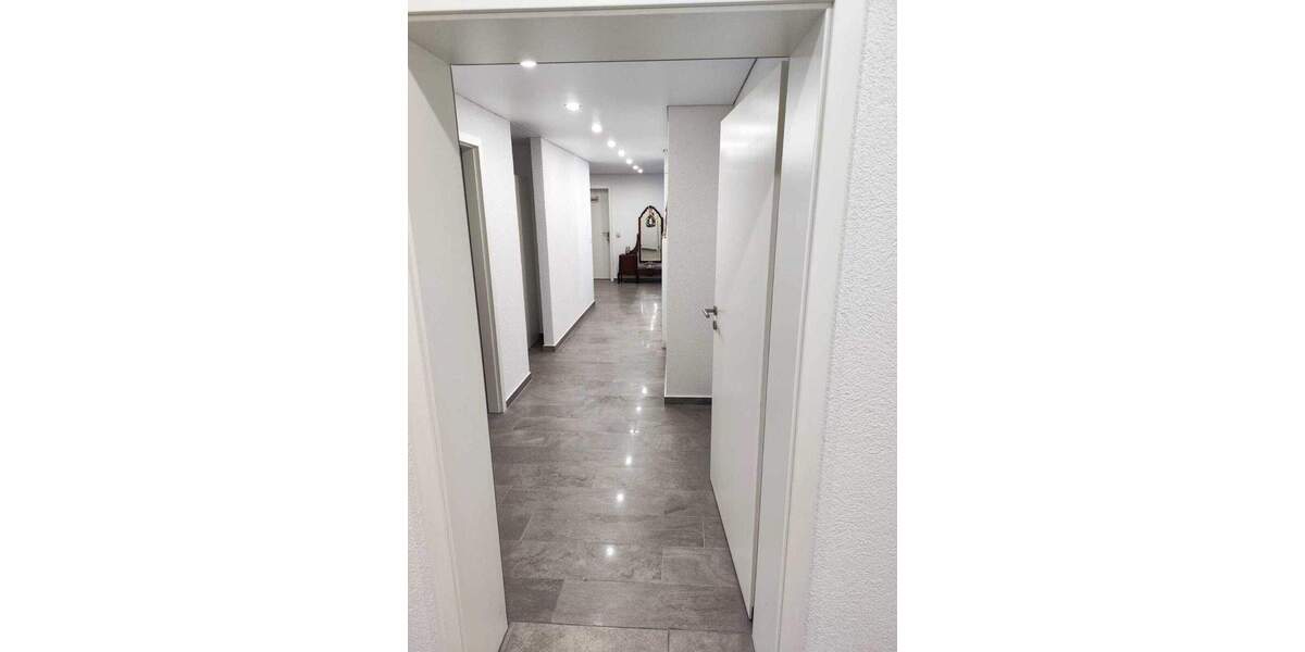 Etagenwohnung Höfen an der Enz - 3 Zimmer, 127 m&sup2;, 329.000&euro; | Angebot:25708061