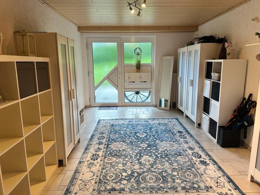 Freistehendes Einfamilienhaus mit EinliegerWohnung am Waldrand