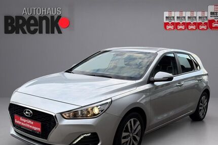 Hyundai i30 21.500 km 16.490 &euro; Karlsruhe-Durlach 76227