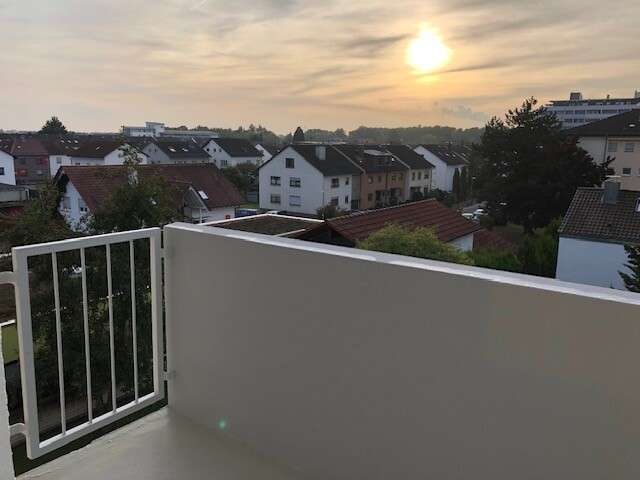 Etagenwohnung Stutensee - 2 Zimmer, 51 m&sup2;, 225.000&euro; | Angebot:27312183
