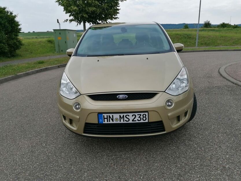 Ford S-Max 67.000 km 11.000 € Eppingen 75031