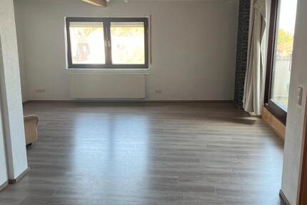 Wohnung Malsch - 5 Zimmer, 110 m&sup2;, 1.200&euro; | Angebot:27608140