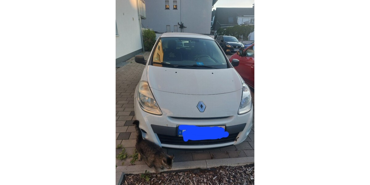 Renault Clio 185.000 km 2.600 € Malsch 76316