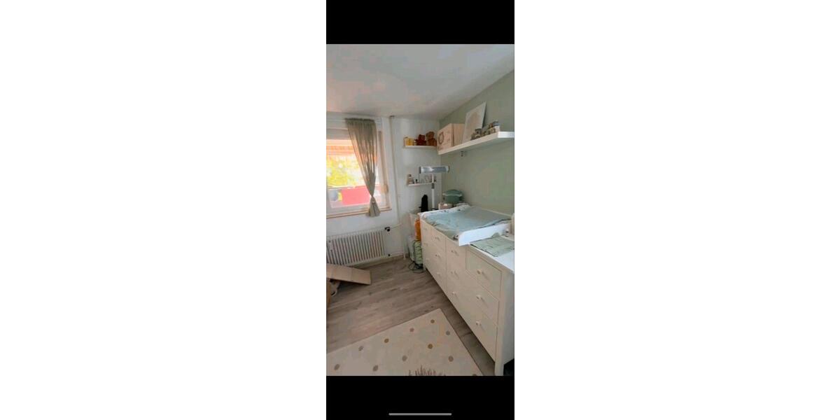 Etagenwohnung Stutensee - 3 Zimmer, 77 m&sup2;, 260.000&euro; | Angebot:26577474