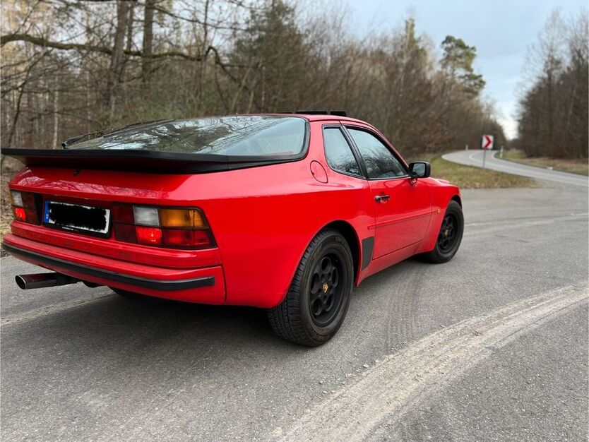 Porsche 944 251.000 km 11.900 € Leonberg 71229