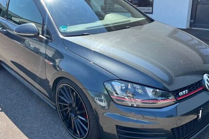 VW Golf 116.097 km 15.899 € Bietigheim-Bissingen 74321