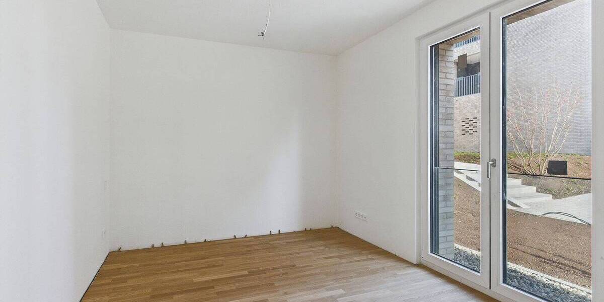 Etagenwohnung Sindelfingen Ost - 2 Zimmer, 71 m&sup2;, 1.330&euro; | Angebot:25671740
