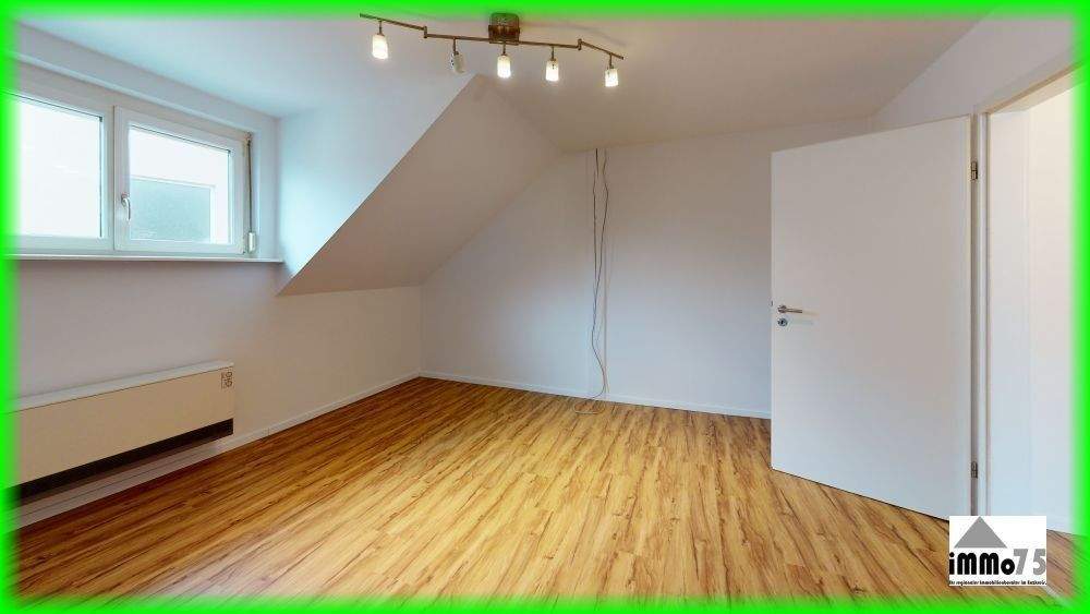 Etagenwohnung Mühlacker Dürrmenz - 6 Zimmer, 140 m&sup2;, 1.790&euro; | Angebot:25694872