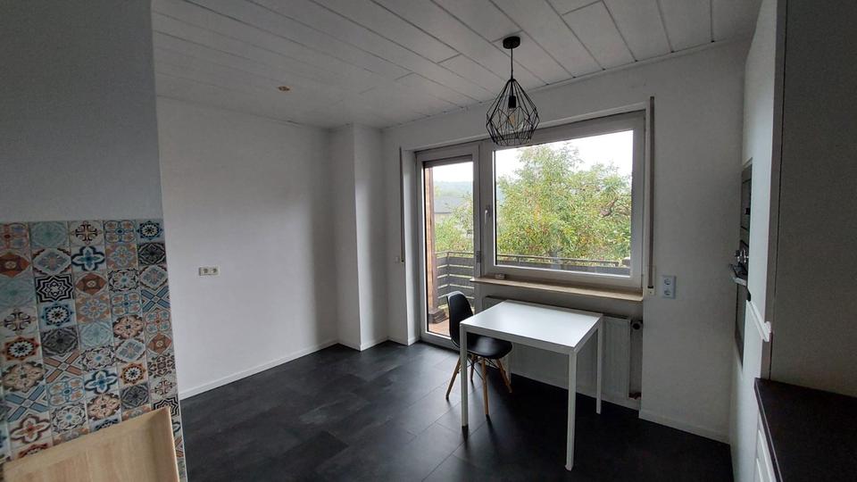 4-Zimmer-Wohnung mit 2 Balkonen in Kraichtal-Neuenbürg 4 zimmer