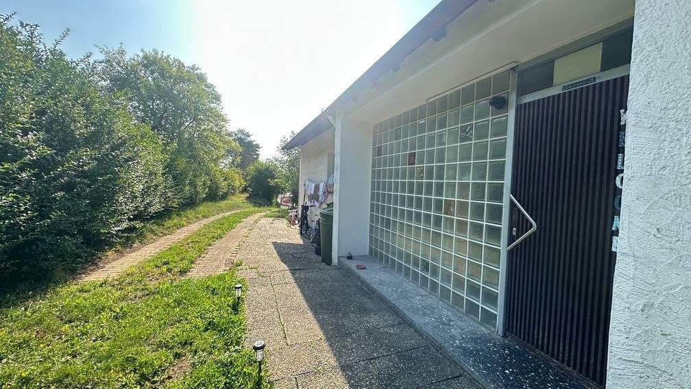 Mehrfamilienhaus, Wohnhaus Ostelsheim - 9 Zimmer, 210 m&sup2;, 750.000&euro; | Angebot:25737007