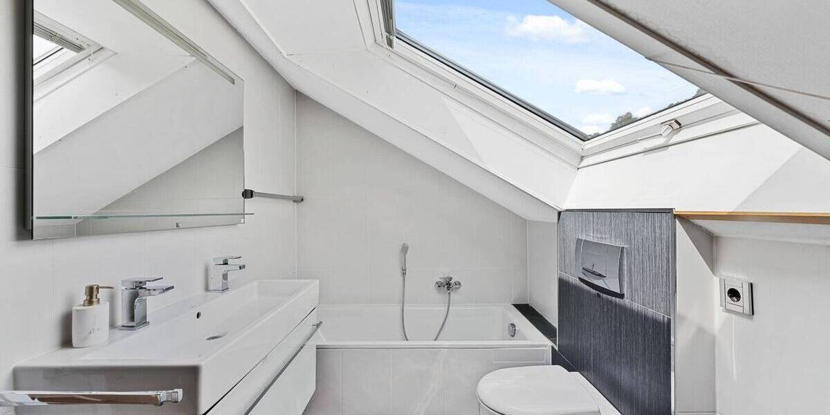 Doppelhaushälfte Simmozheim - 6 Zimmer, 156 m&sup2;, 635.000&euro; | Angebot:25820516