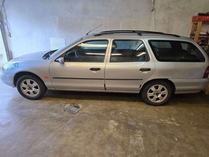 Ford Mondeo 175.000 km 1.800 € Sulzfeld 75056