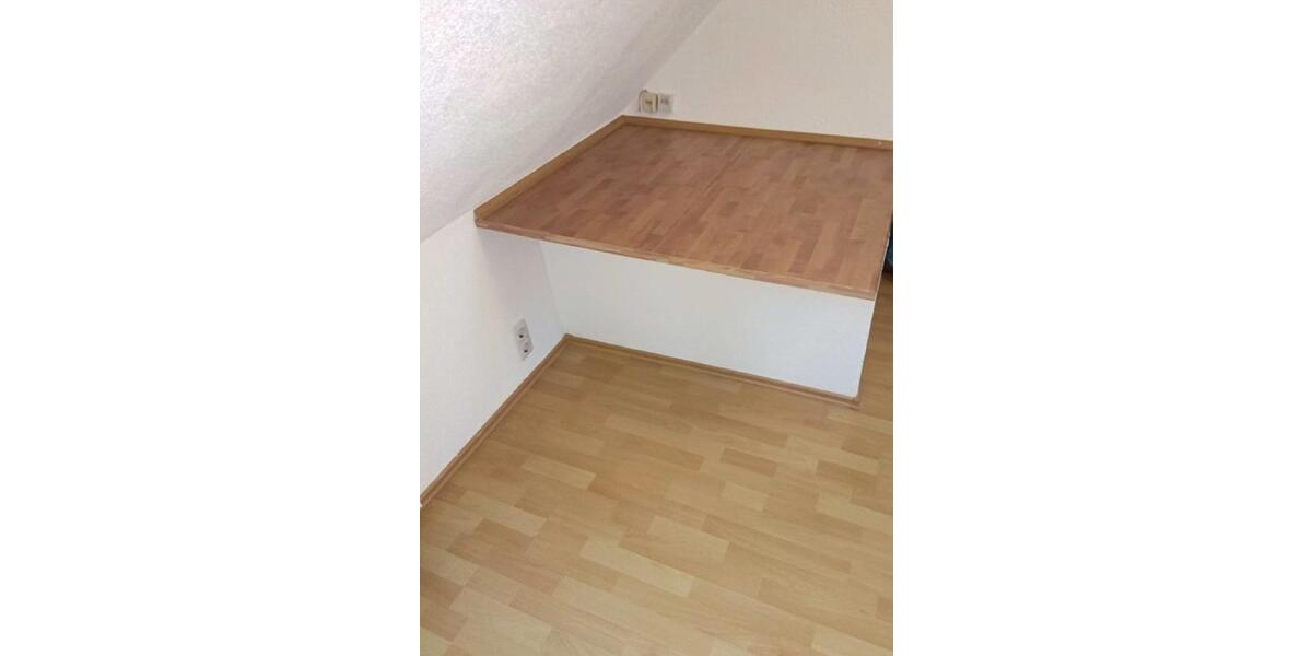 Dachgeschoßwohnung Pfinztal - 2 Zimmer, 34 m&sup2;, 125.000&euro; | Angebot:26215226