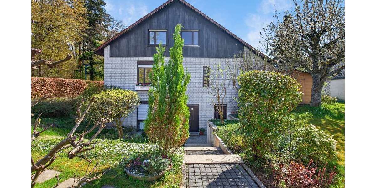 Einfamilienhaus Waldbronn / Etzenrot Etzenrot - 9 Zimmer, 252 m&sup2;, 849.000&euro; | Angebot:26167544