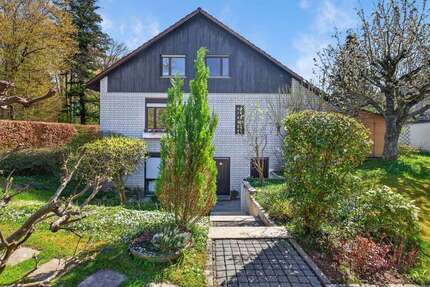 Haus Waldbronn / Etzenrot Etzenrot - 9 Zimmer, 252 m&sup2;, 849.000&euro; | Angebot:26167544