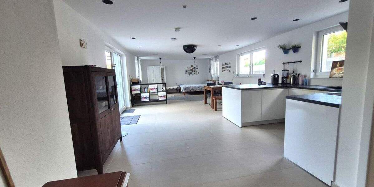 Einfamilienhaus Renningen Malmsheim - 9 Zimmer, 317 m&sup2;, 1.550.000&euro; | Angebot:25677280