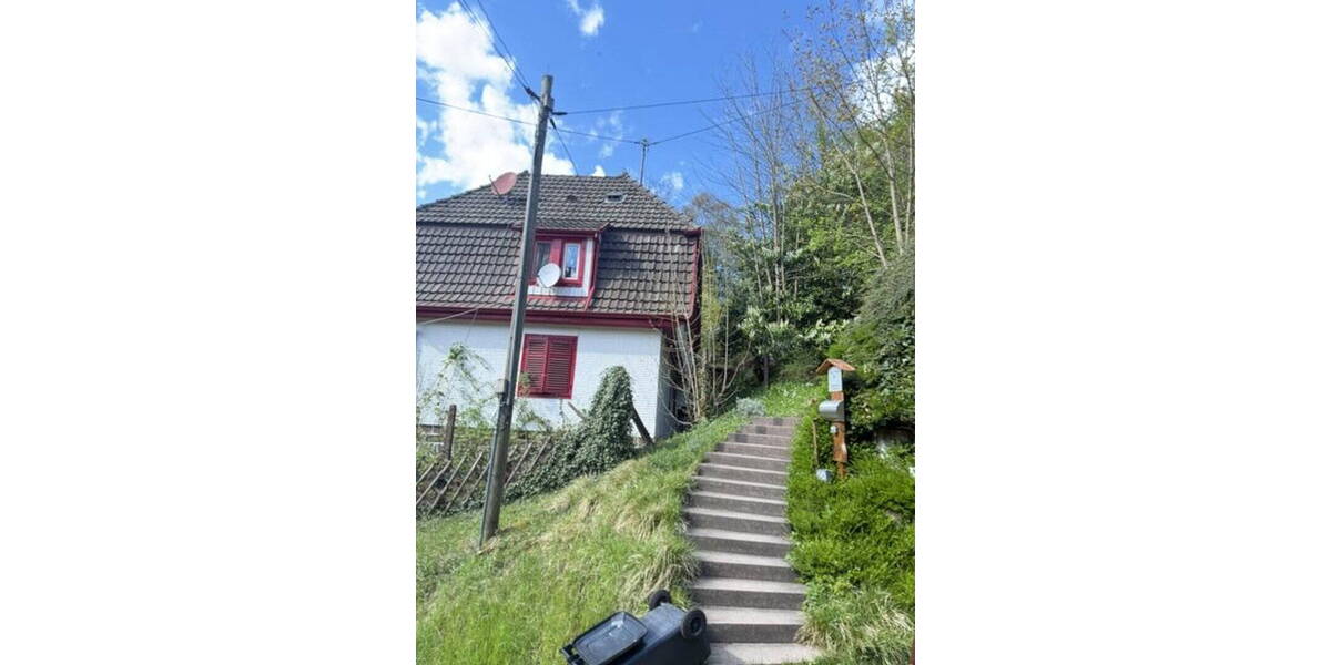 Mehrfamilienhaus, Wohnhaus Neuenbürg - 8 Zimmer, 214 m&sup2;, 249.000&euro; | Angebot:26486637