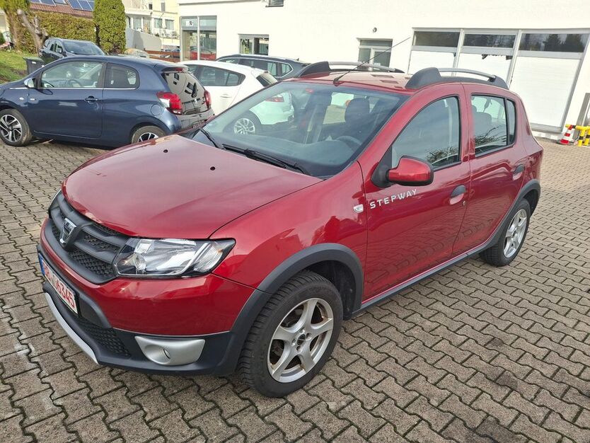 Dacia Sandero 69.400 km 6.500 € Sindelfingen 71069