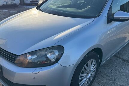 VW Golf 216.000 km 4.250 &euro; Sindelfingen/Stuttgart 71069