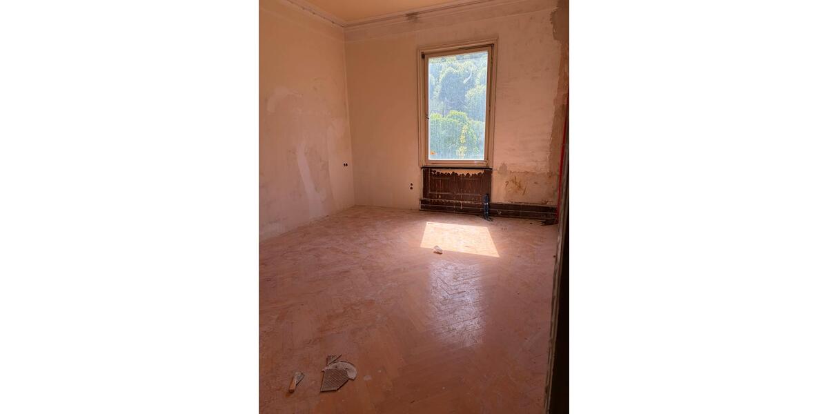 Etagenwohnung Pforzheim Dillweißenstein - 7 Zimmer, 207 m&sup2;, 1.700&euro; | Angebot:26306168