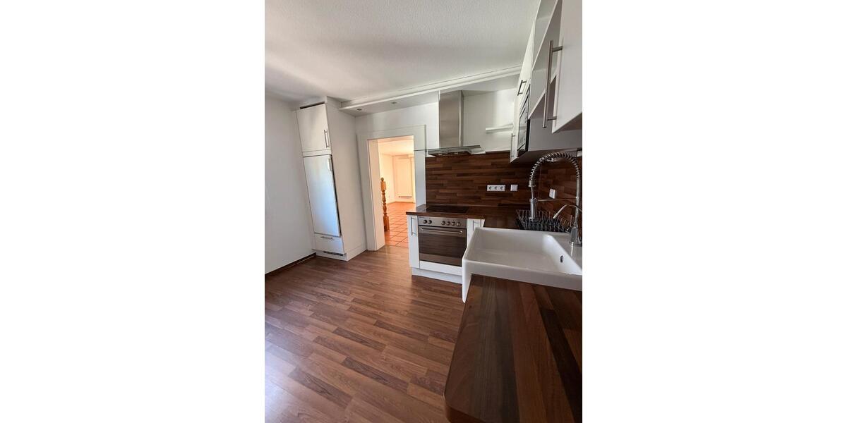 Mehrfamilienhaus, Wohnhaus Schömberg - 11 Zimmer, 275 m&sup2;, 549.000&euro; | Angebot:27216687