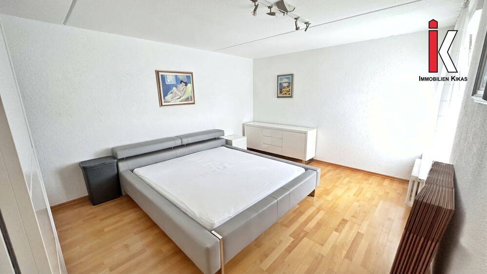 Etagenwohnung Sindelfingen Ost - 4 Zimmer, 89 m&sup2;, 395.000&euro; | Angebot:26858879