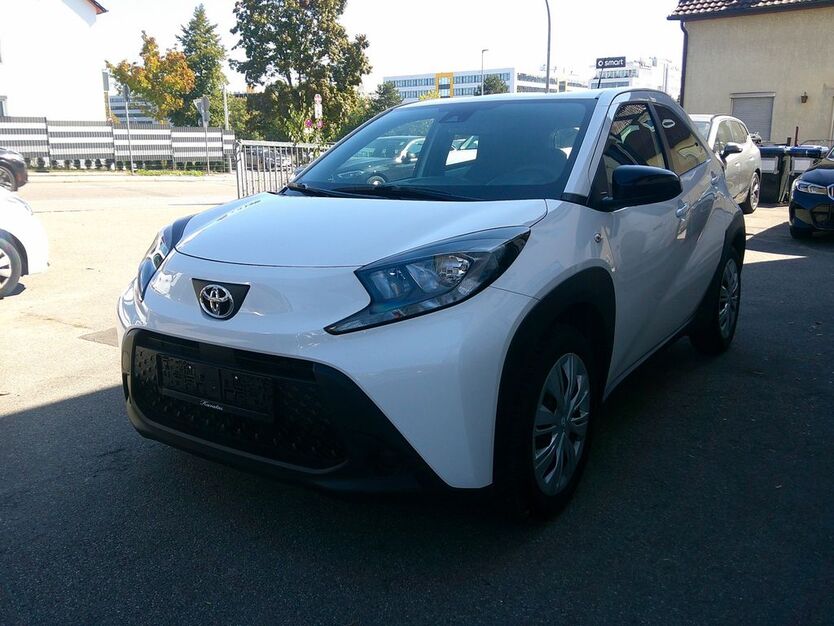 Toyota Aygo (X) 2.600 km 14.990 € Sindelfingen 71065