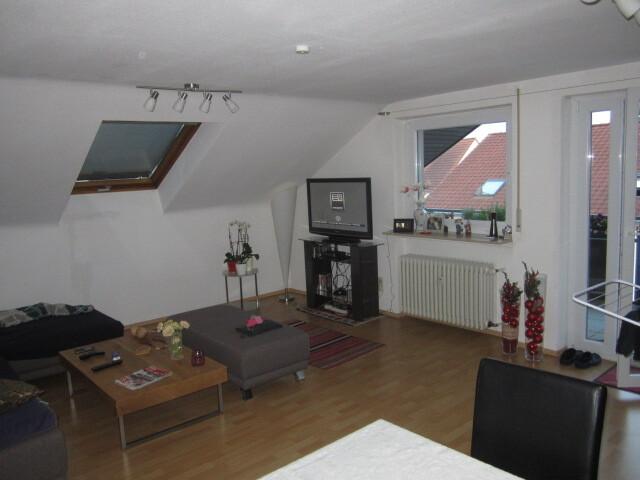 Dachgeschoßwohnung Bretten - 3 Zimmer, 90 m&sup2;, 990&euro; | Angebot:26346885